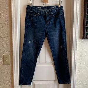 Gap 1969 Sexy Boyfriend Distressed Jeans